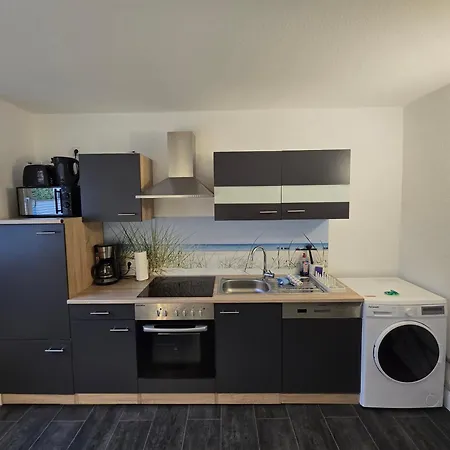 Große Moderne Ferienwohnung, Zentrale Ruhige Lage