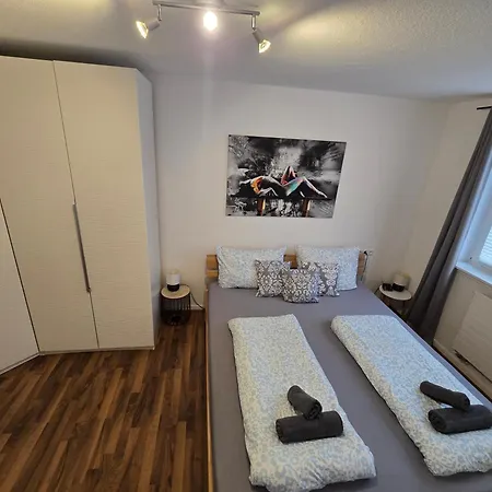 Große Moderne Ferienwohnung, Zentrale Ruhige Lage * Kassel