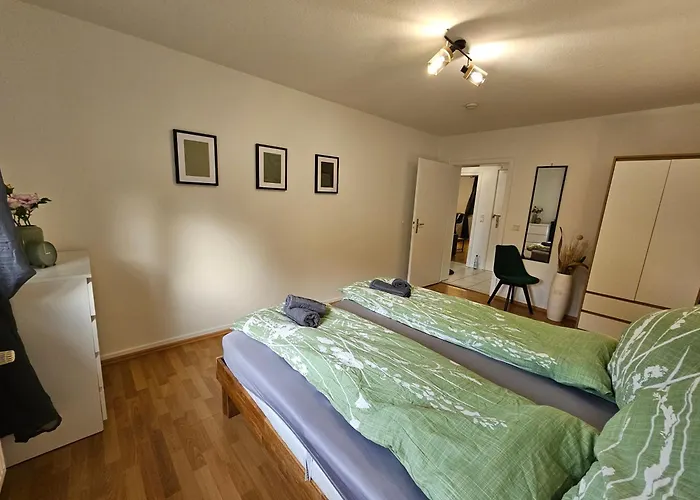 Grosse Moderne Ferienwohnung, Zentrale Ruhige Lage Kassel